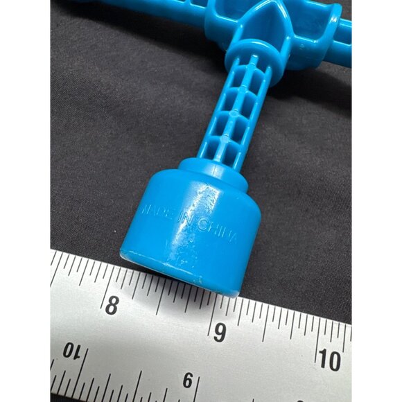 Hot Wheels Replacement Blue Plastic Multi-Tool Car Launcher & Wrench Toy - Picture 6 of 6